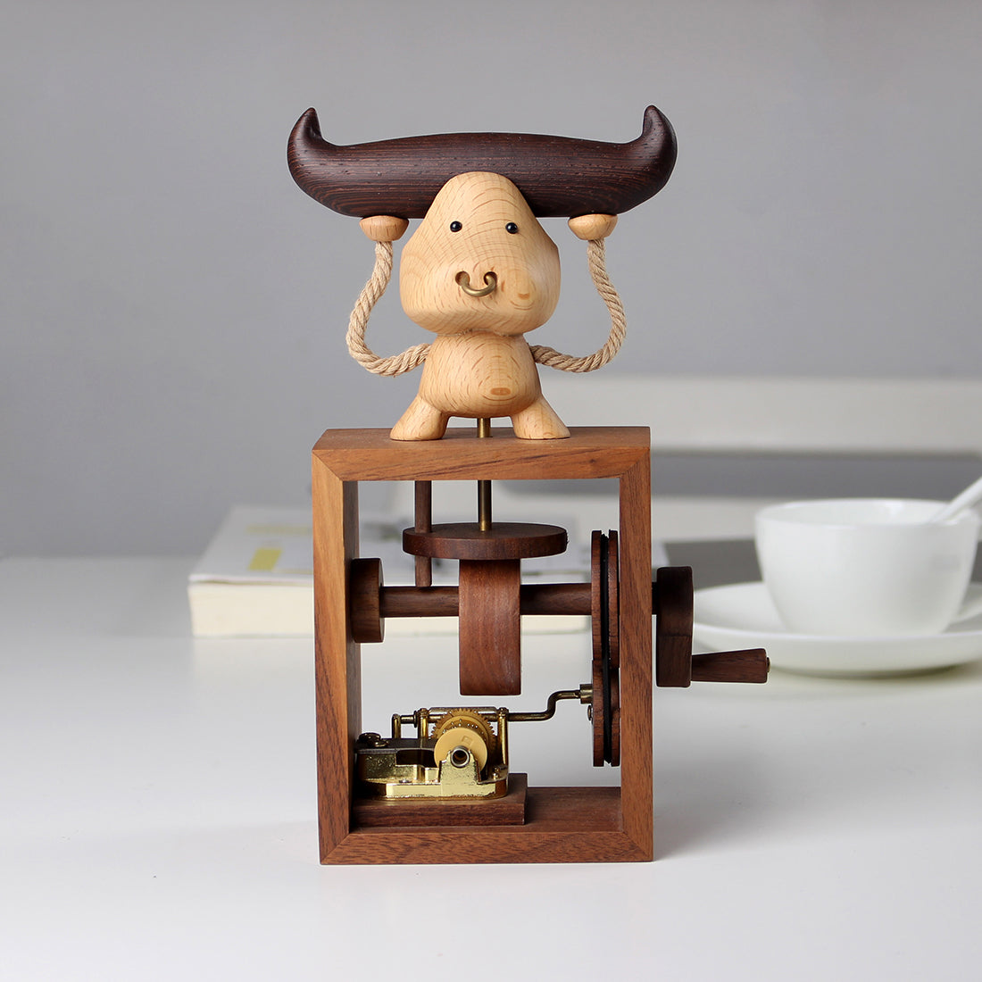 Strong Bull Wooden Music Box (Melody : Castle in the Sky)