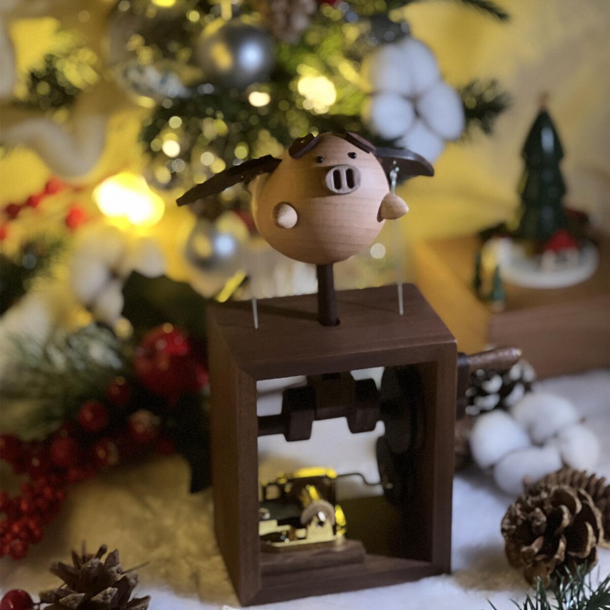 Handmade Flying Pig Wooden Hand-Crank Music Box (Melody : Castle in the Sky)